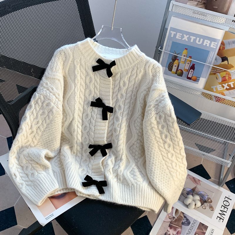 Evya | Elegant V-Neck Cardigan