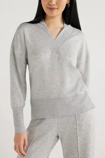 Evya | V-Neck Sweatshirt & Pants Set